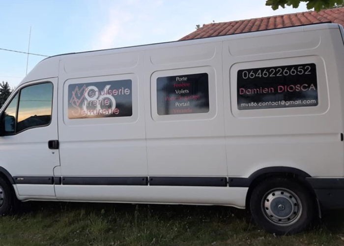 Camionnette MVS 86 Véhicule MVS 86 à Chauvigny